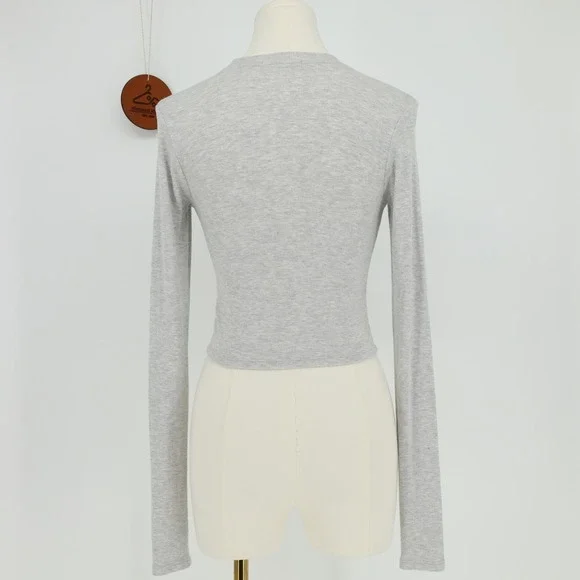 Joah Brown Womens Heather Grey Ribbed Long Sleeve Crew Neck Crop Top Size XS/S - Picture 3 of 8